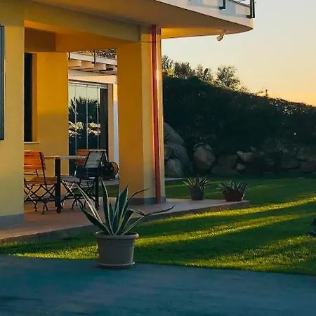 Banana, Near Tropea * 파르겔리아