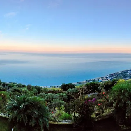 Banana, Near Tropea 아파트 *