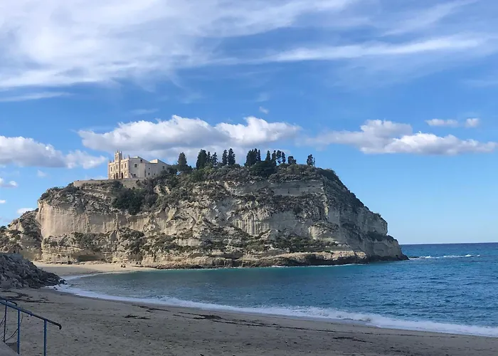 Banana, Near Tropea *
