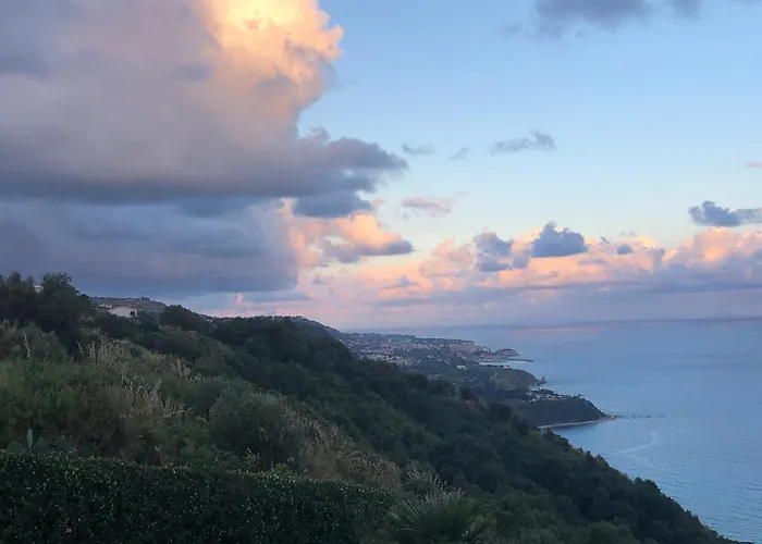 Banana, Near Tropea *