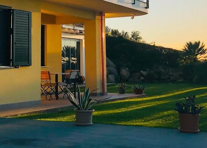 Banana, Near Tropea * פרגליה